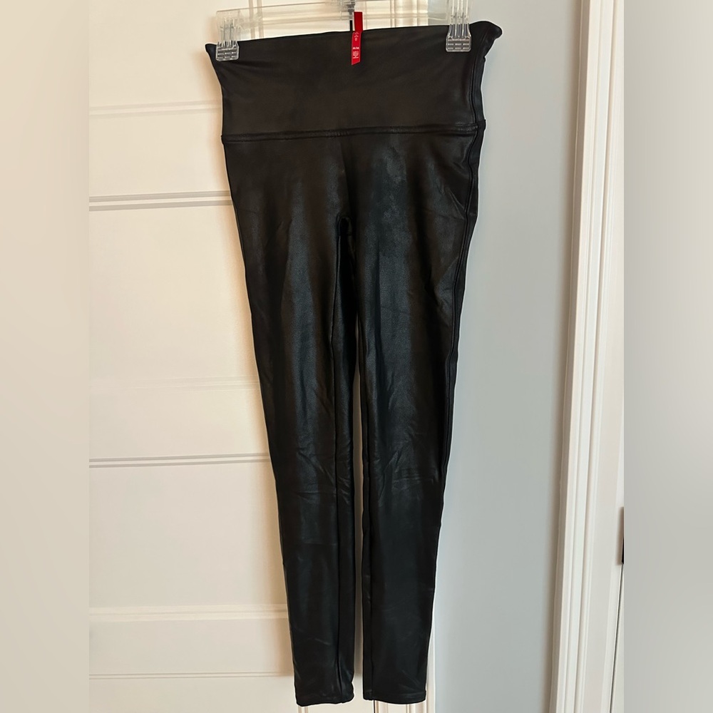 Spanx Faux Leather Leggings Size M